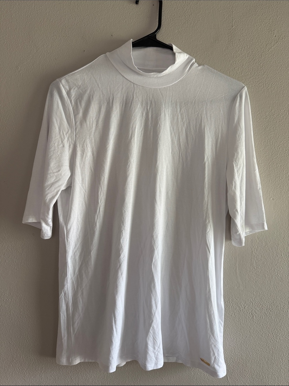 Calvin Klein liquid jersey mock neck, 3/4 sleeve top size medium